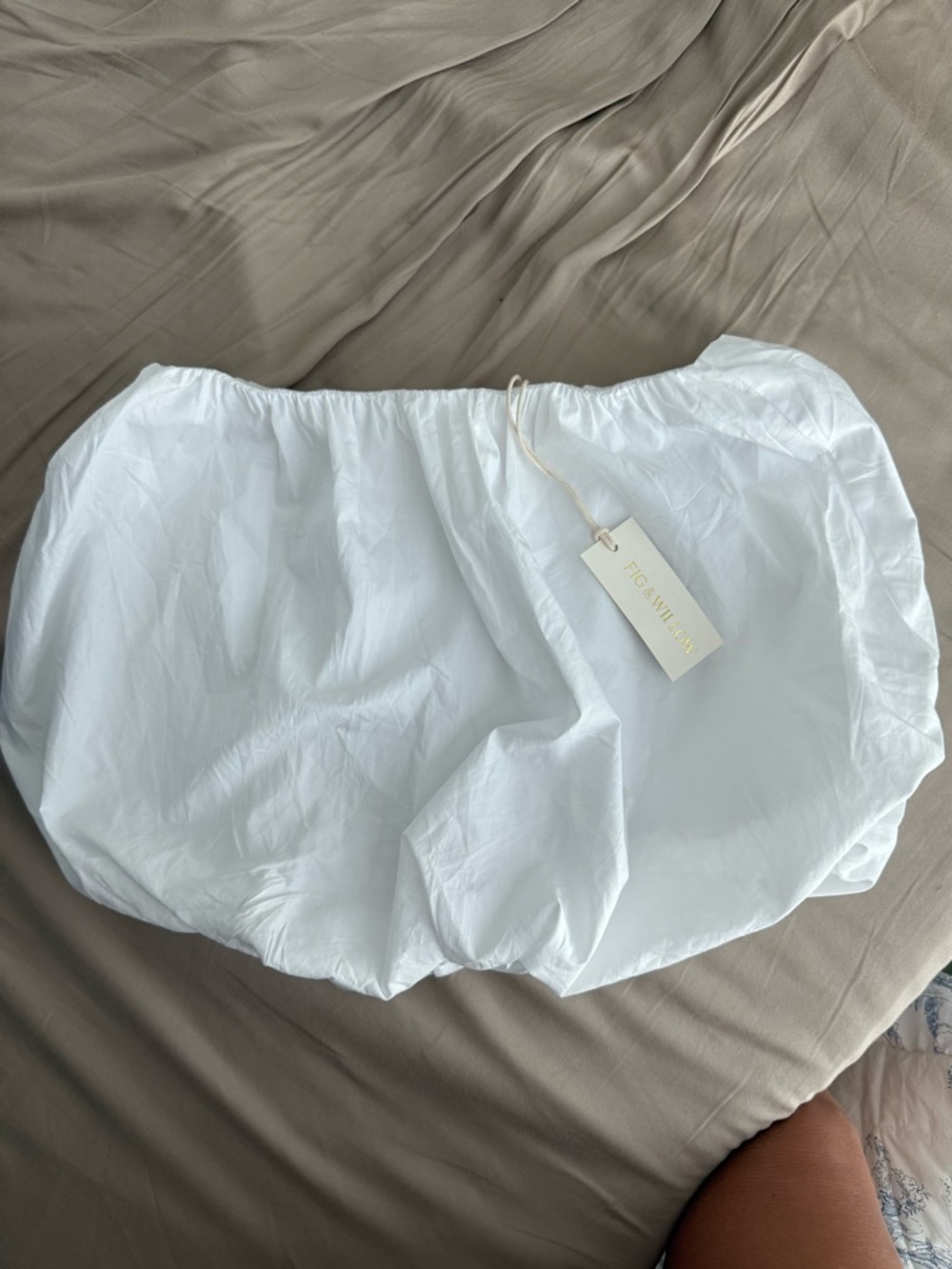Olivaceous White Strapless Bubble Crop Top